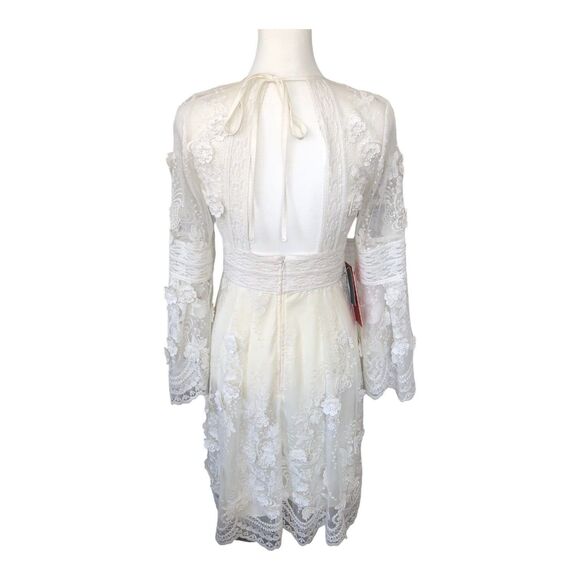 MONIQUE L HUILLIER White Lace Bell-Sleeve Tiered Bridal Party Dress 4P‎ NWT $500 - Picture 6 of 16